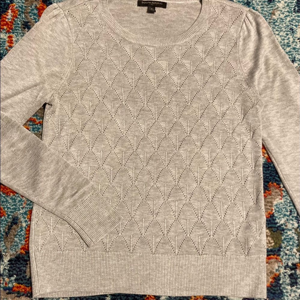 Banana Republic Gray Crewneck sweater Sz Sm